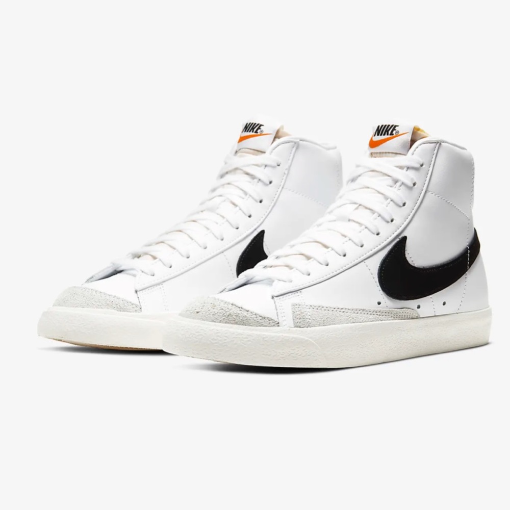 New in box ✨ Nike Blazer Mid ‘77 Women
